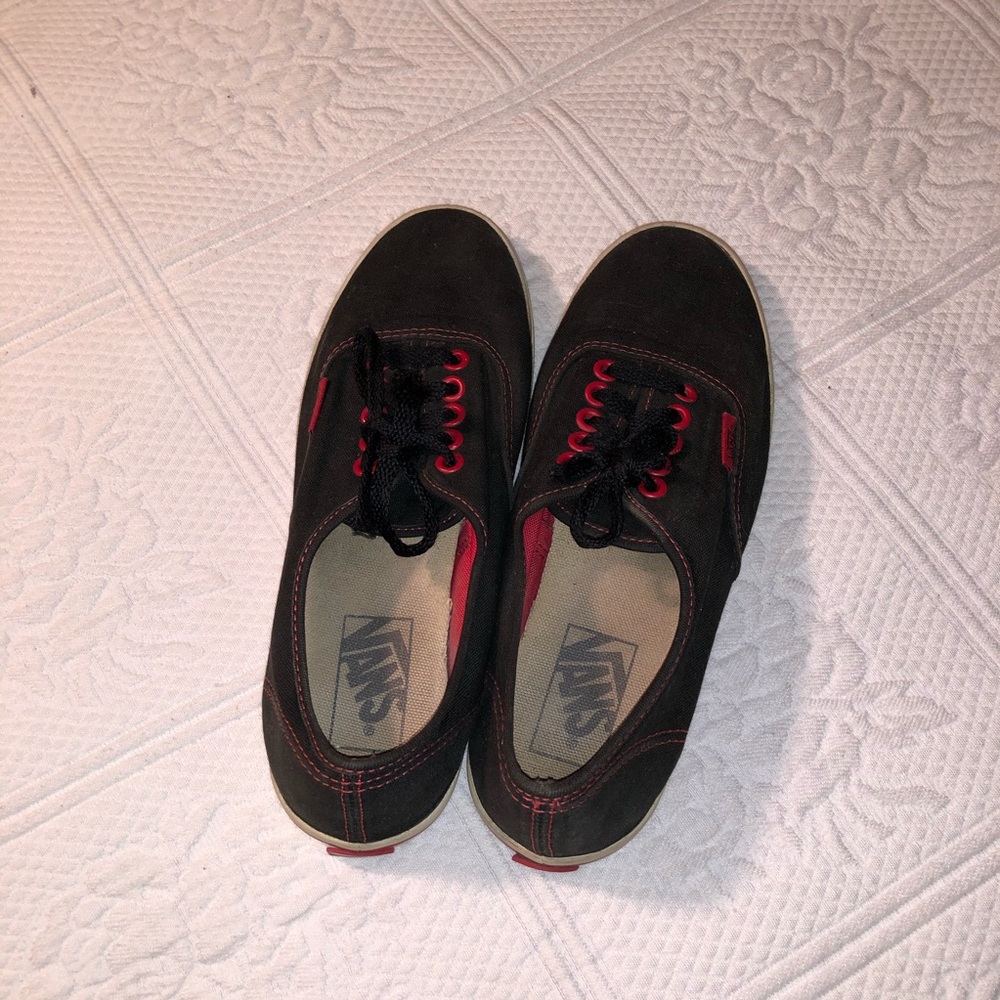 Low profile vans